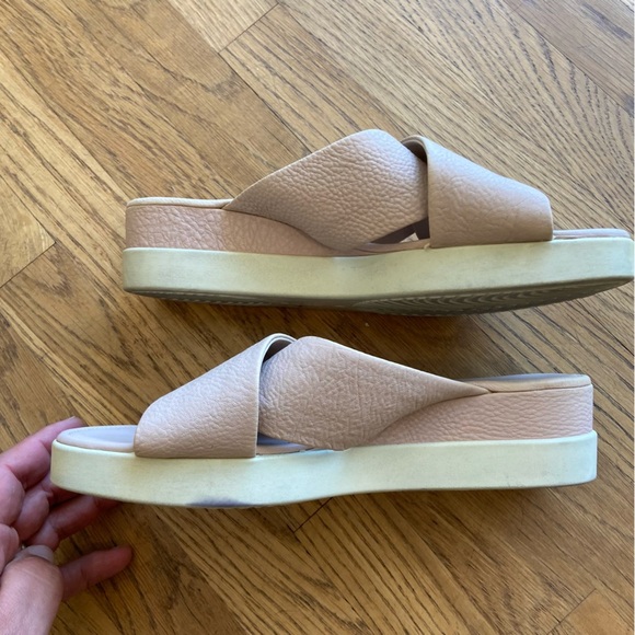 ECCO Touch Plateau Platform Criss Cross Slide Sandals Womens Sz 8 - Picture 3 of 11